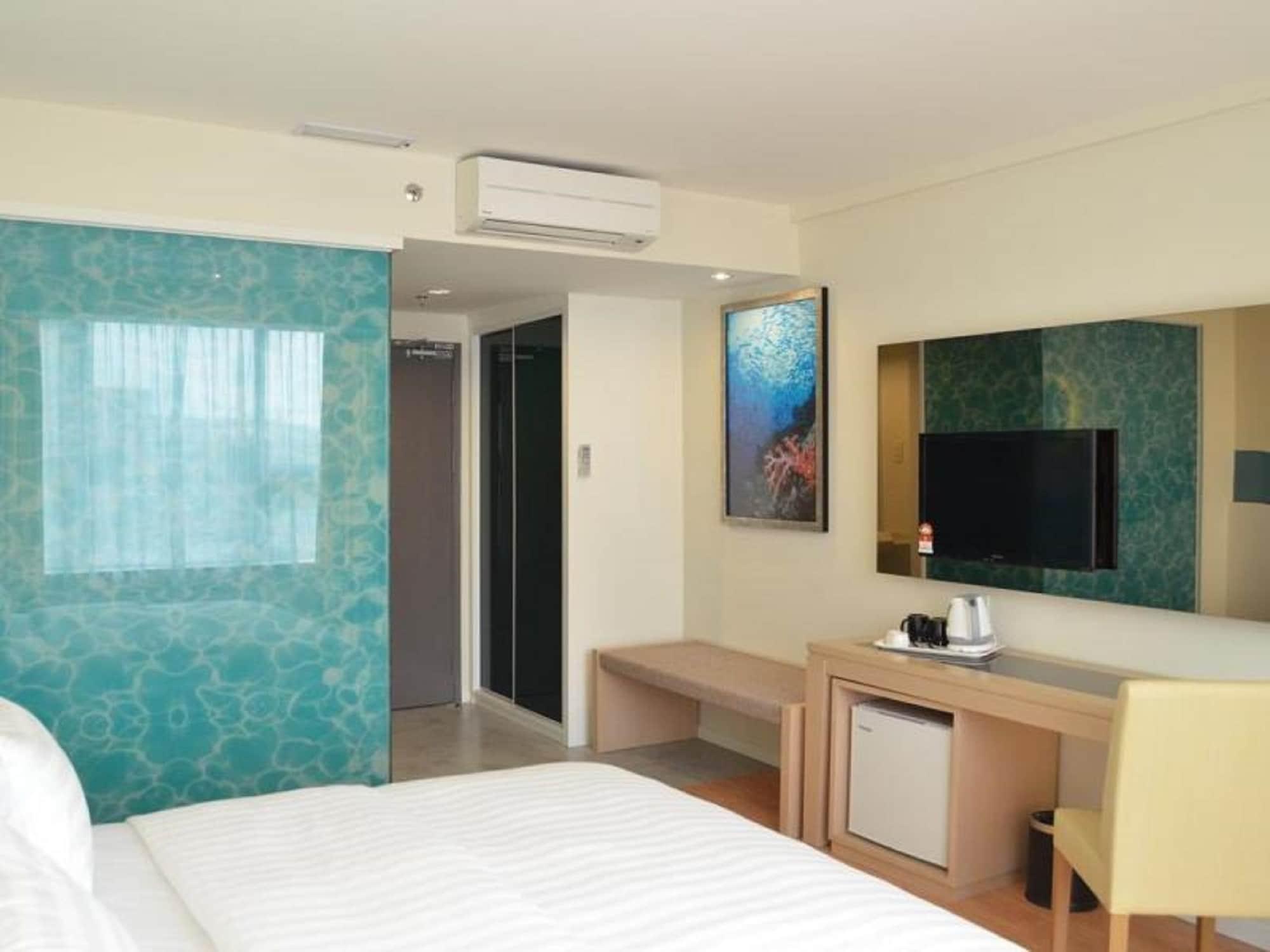 Oceania Hotel Kota Kinabalu Eksteriør bilde
