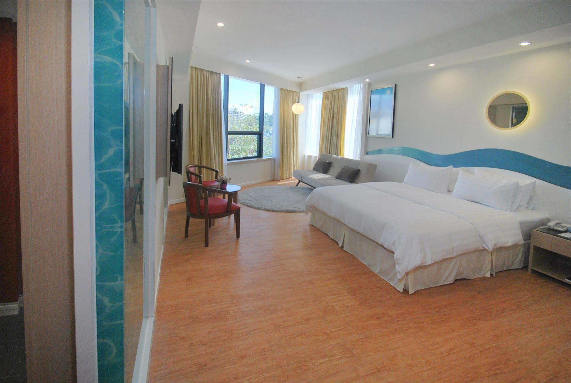 Oceania Hotel Kota Kinabalu Eksteriør bilde